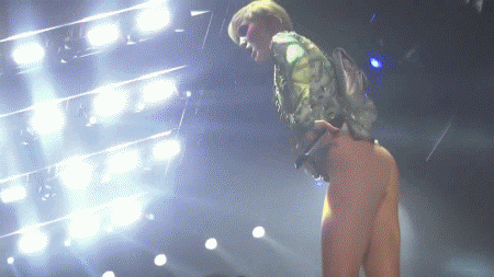 miley cyrus really showing off her fine ass stage antics