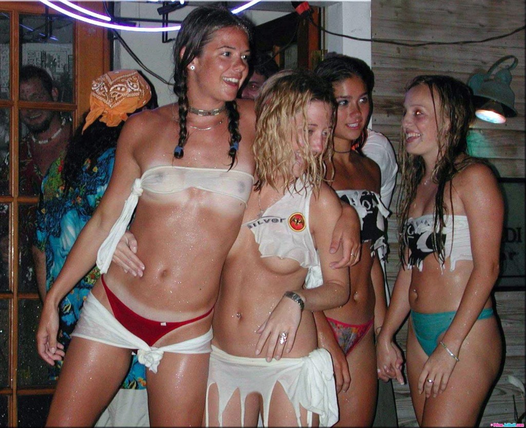4 drunk teen girls half naked in wet t-shirts