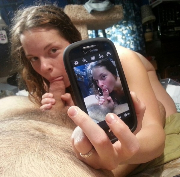 600px x 589px - girl sucking dick selfie camera phone â€“ The Adult Blog